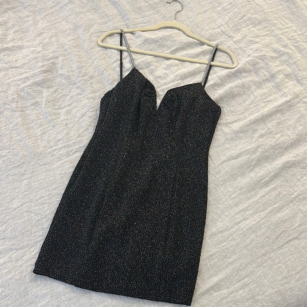 Astr - Isabel Dress in Black Multi